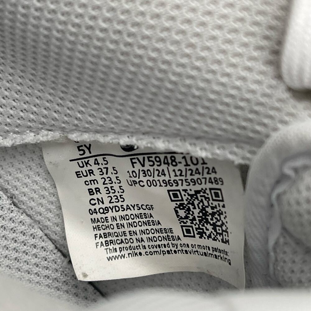 Nike Women White Black Air Force 1 Low GS Sneakers Size 6.5 New - Picture 10 of 11